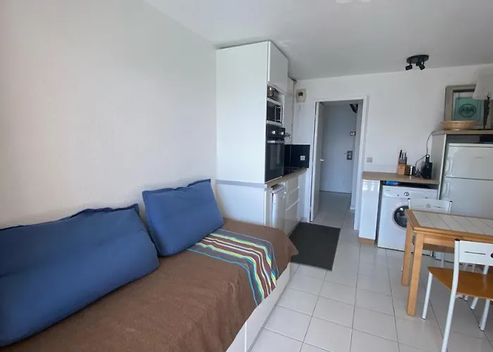 Cannes Front Beach Pools Apartment